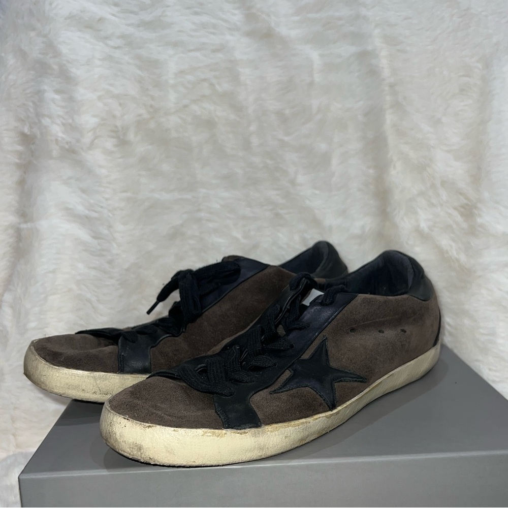Golden Goose Superstar Low-Top Sneakers - Brown and Black- EU Size 39